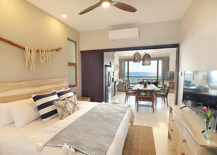 Hear The Waves! Amazing Beachfront With Unbeatable Views!
