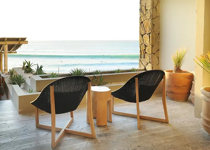 Hear The Waves! Amazing Beachfront With Unbeatable Views!